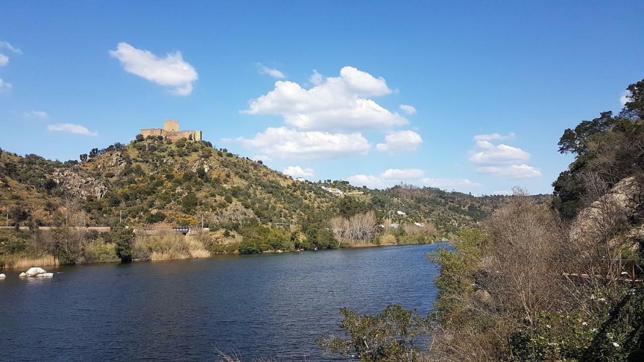 شقة Casa Do Cerrado Casal da Igreja المظهر الخارجي الصورة